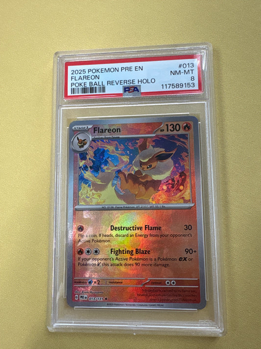 ✨✨2025 POKEMON PRE EN-PRISMATIC EVOLUTIONS POKE BALL REVERSE HOLO FLAREON PSA 8
