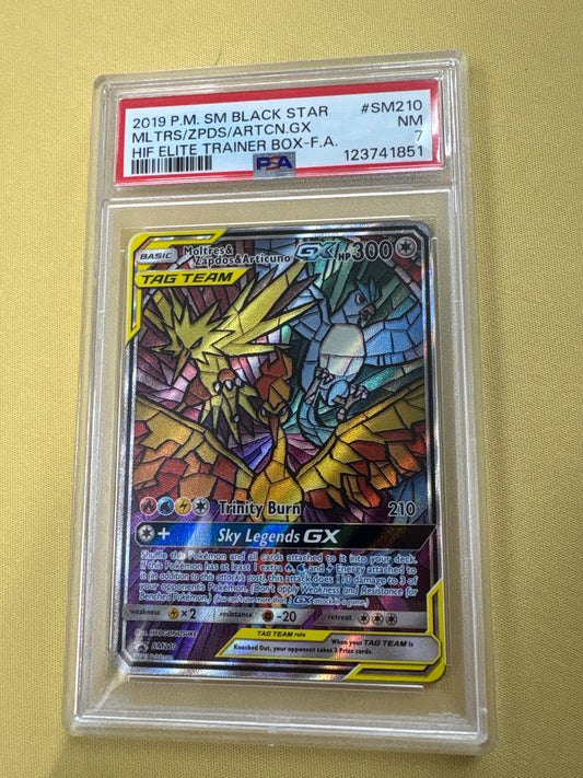 ✨✨Moltres Zapdos Articuno Stained Glass Pokemon Black Star Promo SM210 PSA 7